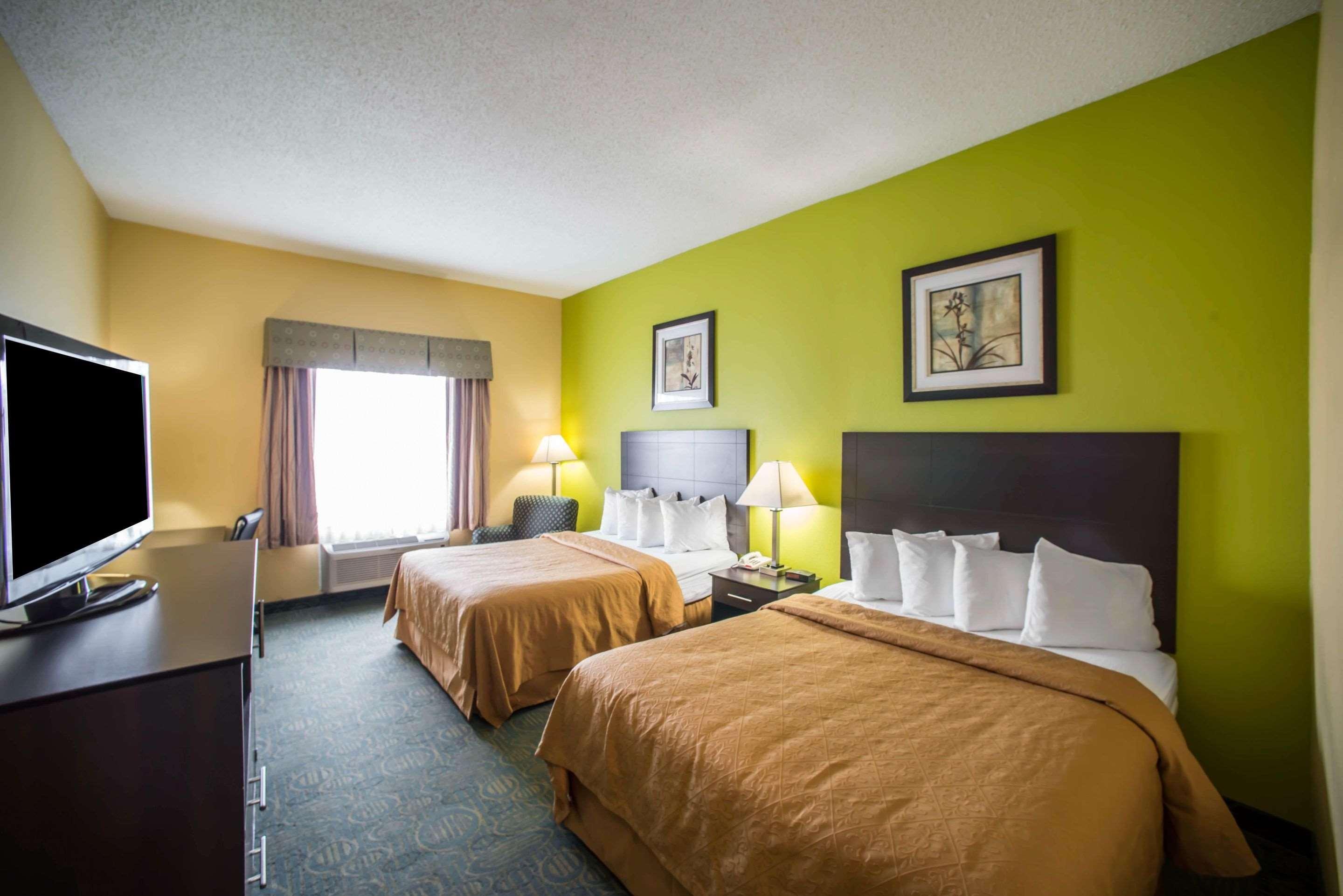 Quality Inn Litchfield Route 66 Bagian luar foto