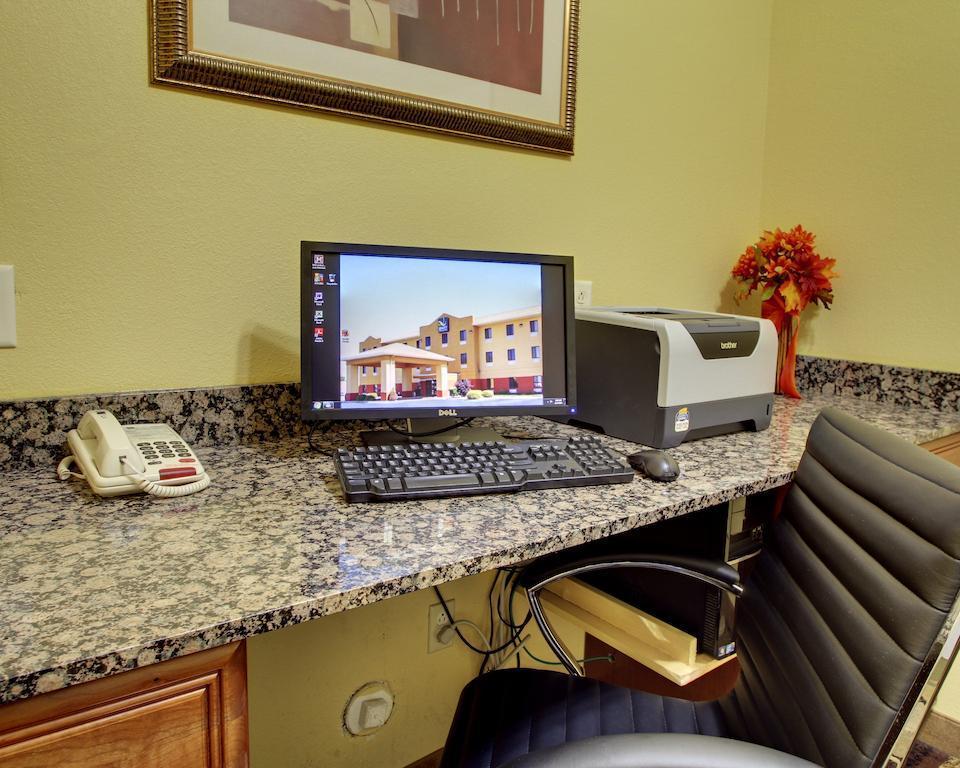 Quality Inn Litchfield Route 66 Bagian luar foto