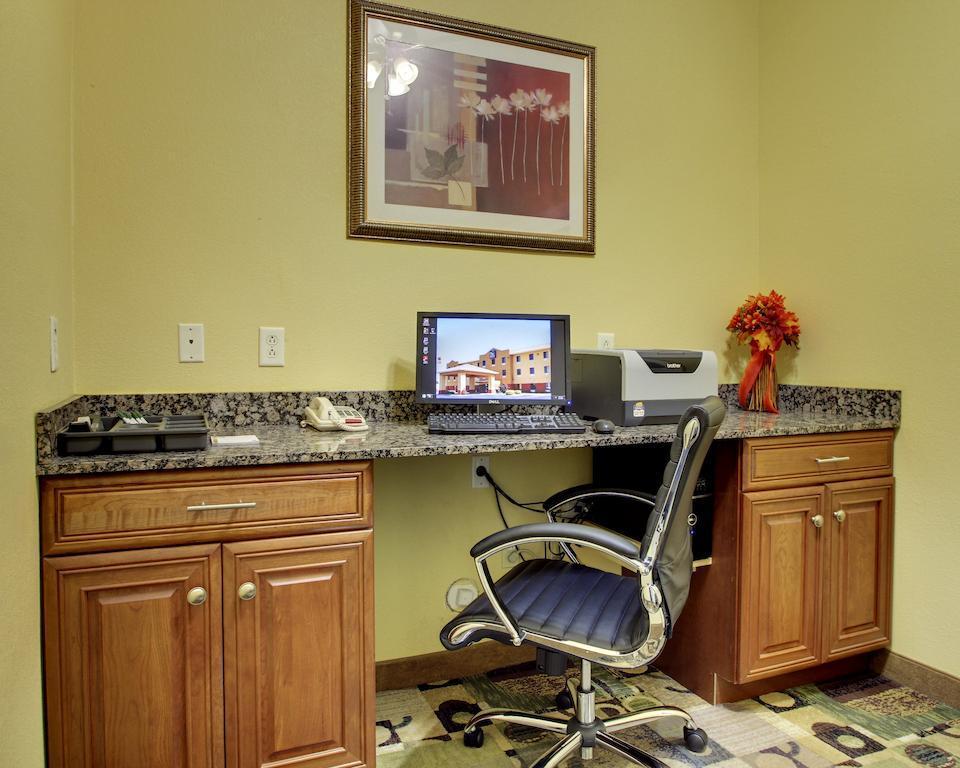 Quality Inn Litchfield Route 66 Bagian luar foto