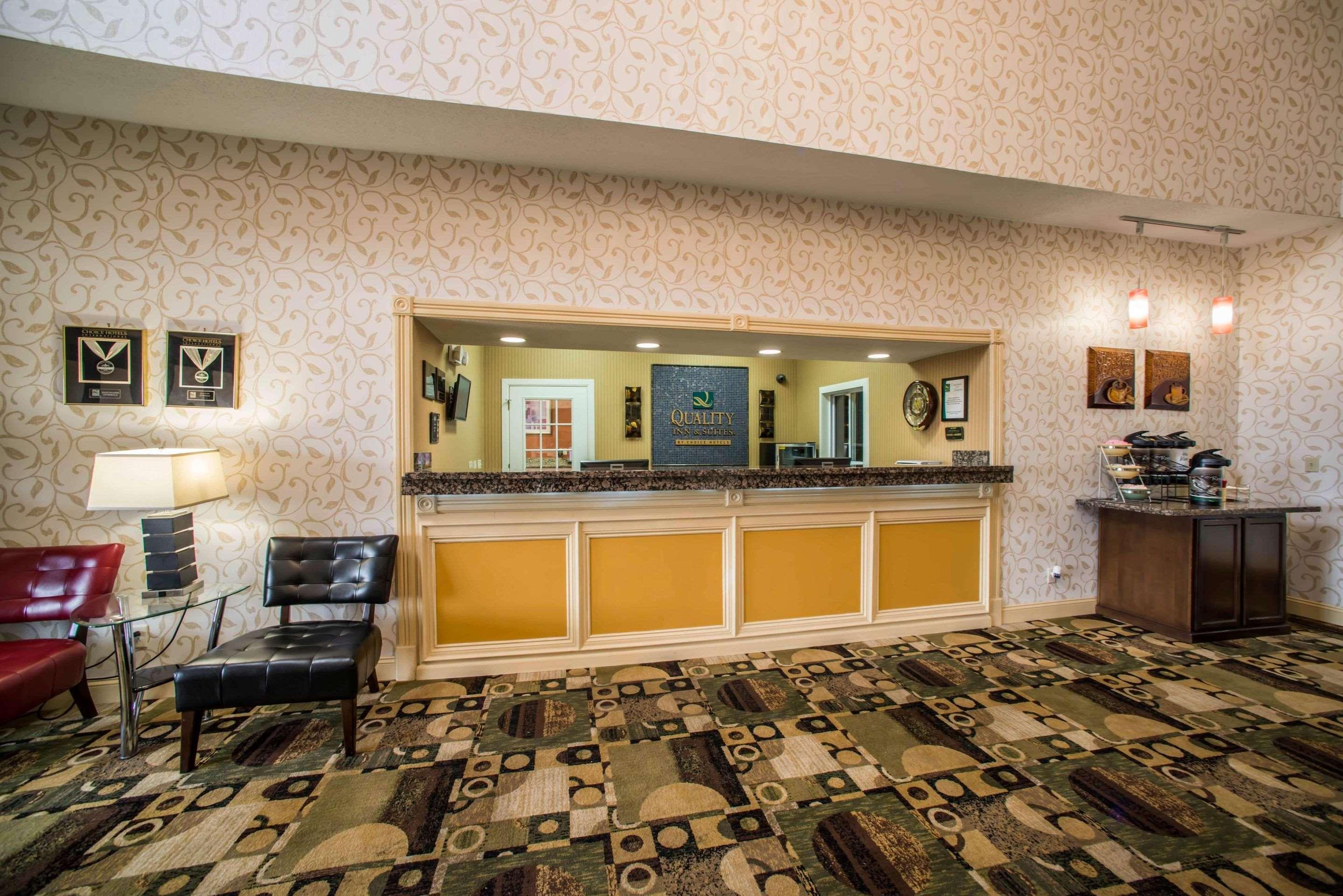 Quality Inn Litchfield Route 66 Bagian luar foto
