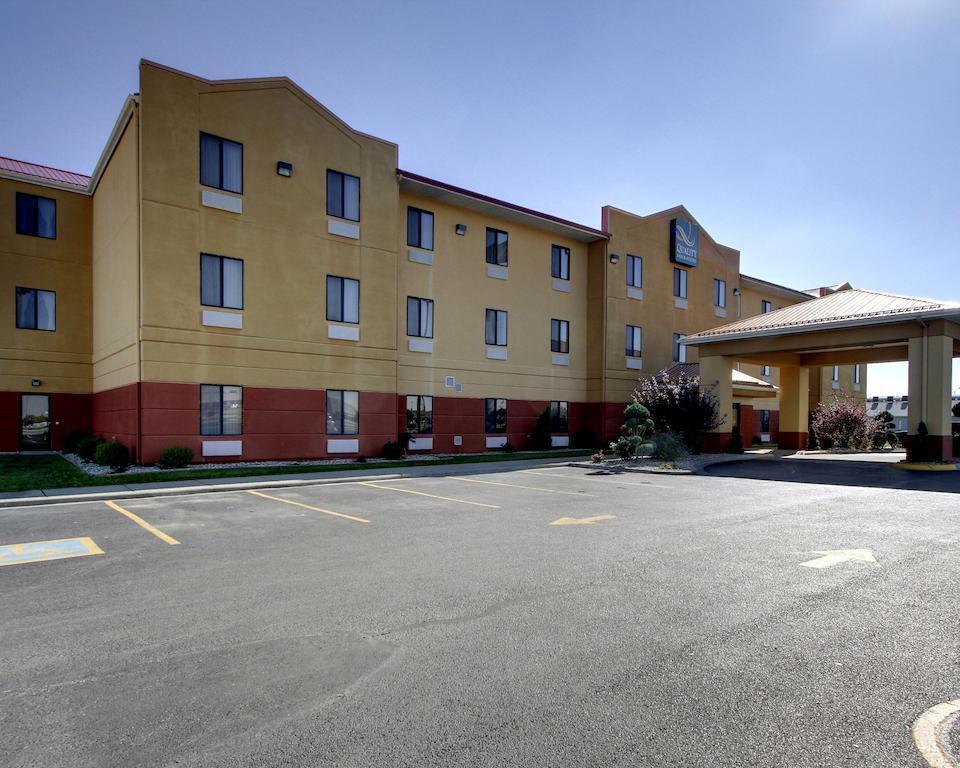 Quality Inn Litchfield Route 66 Bagian luar foto