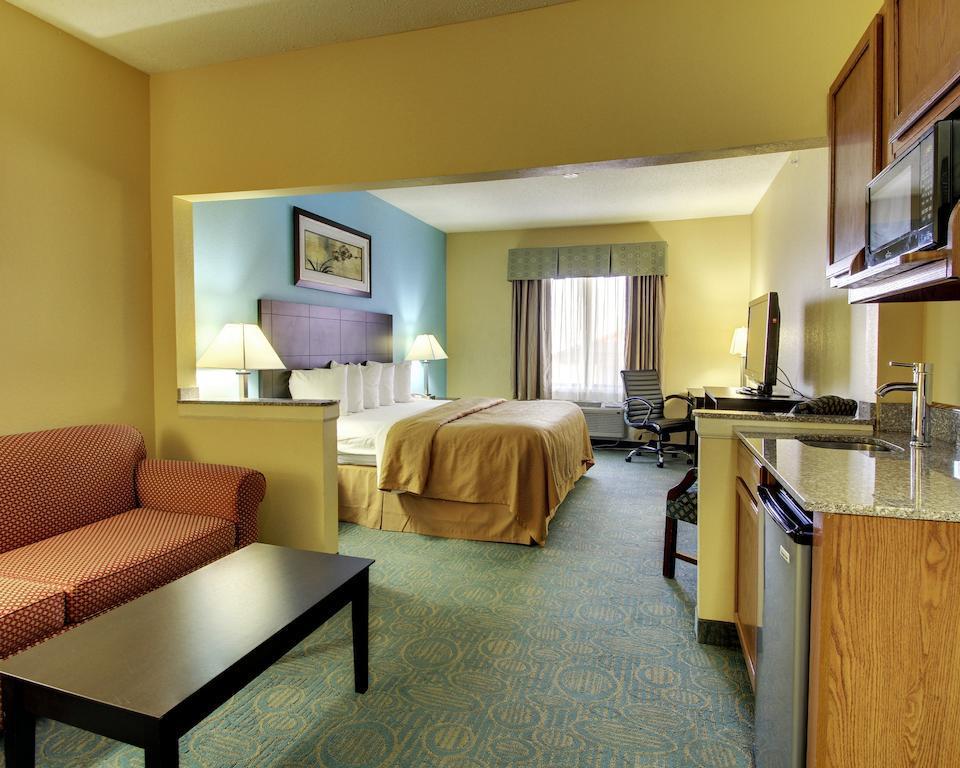 Quality Inn Litchfield Route 66 Bagian luar foto