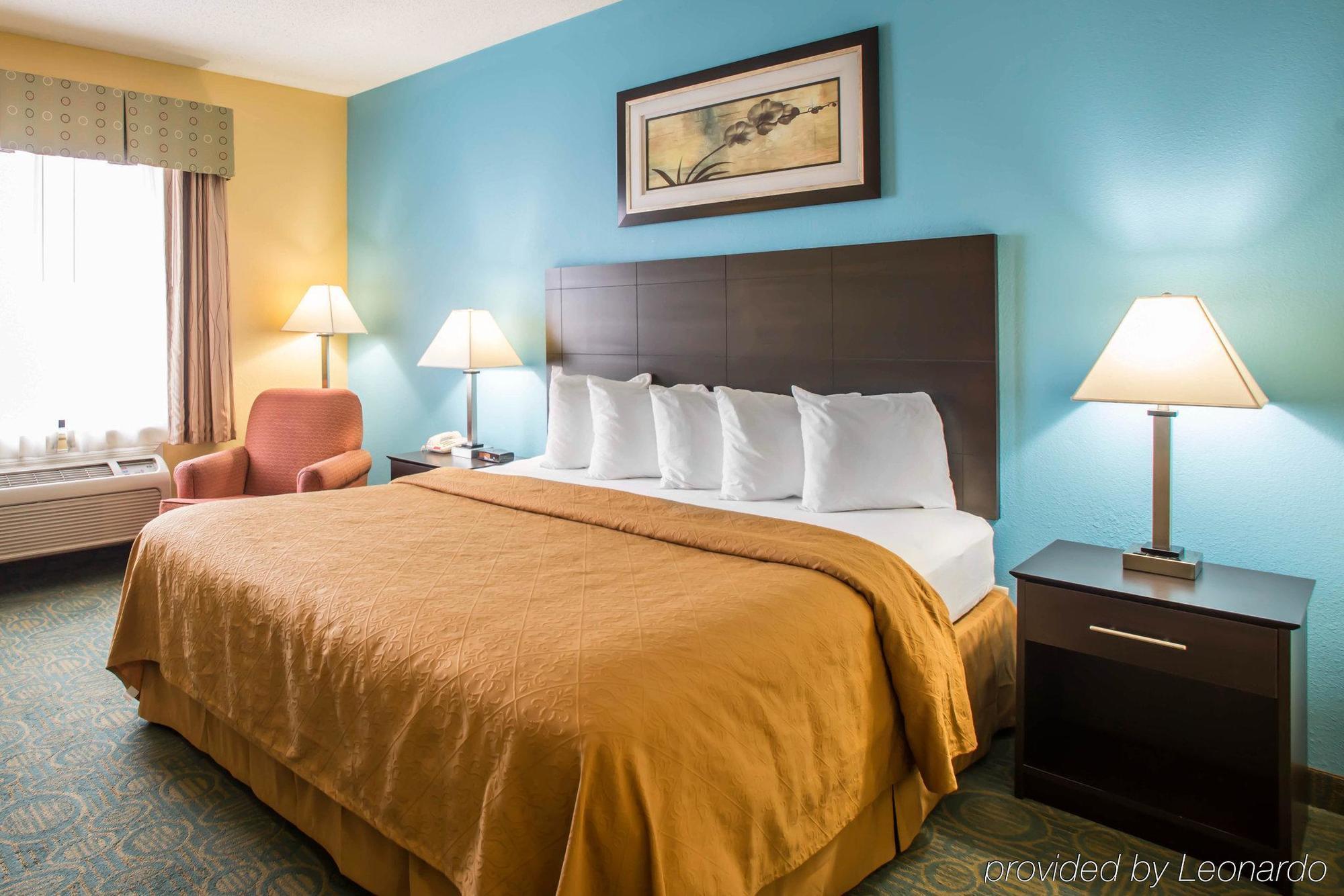 Quality Inn Litchfield Route 66 Bagian luar foto