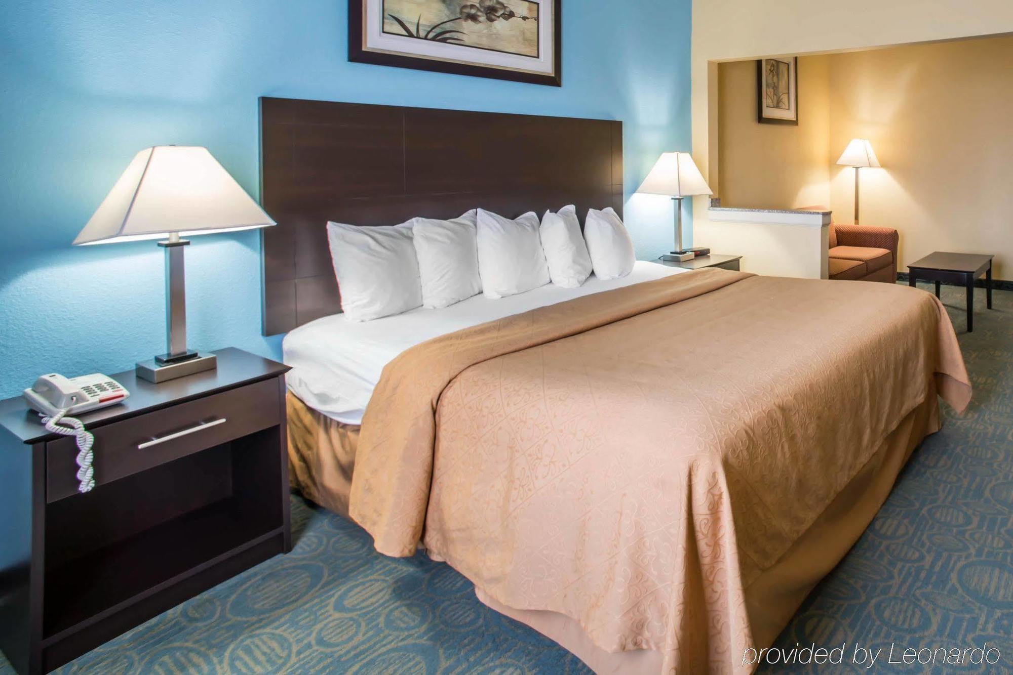 Quality Inn Litchfield Route 66 Bagian luar foto